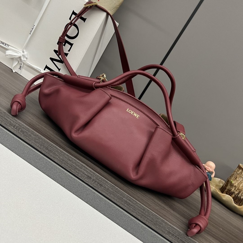l*ew* handle bags
